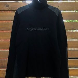 DKNY knit turtleneck 💋